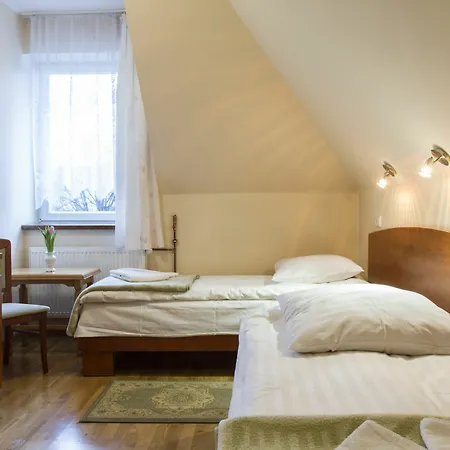 Bed and Breakfast Astoria - Literatow 2*