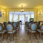 Astoria - Literatow Bed & Breakfast