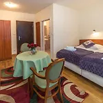 Astoria - Literatow Bed & Breakfast