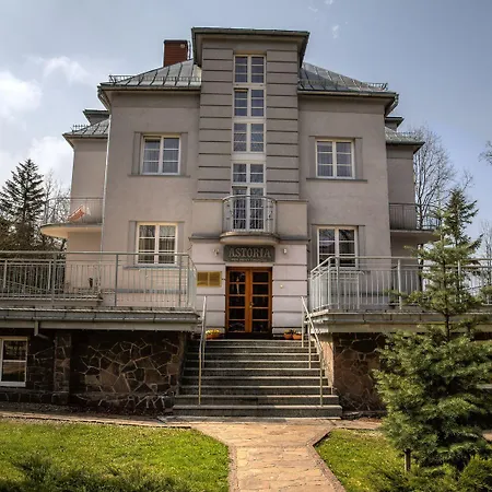 Astoria - Literatów Bed and breakfast