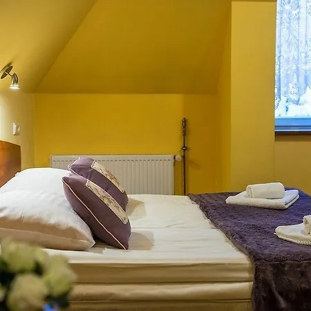 Bed & Breakfast Astoria - Literatow 3*